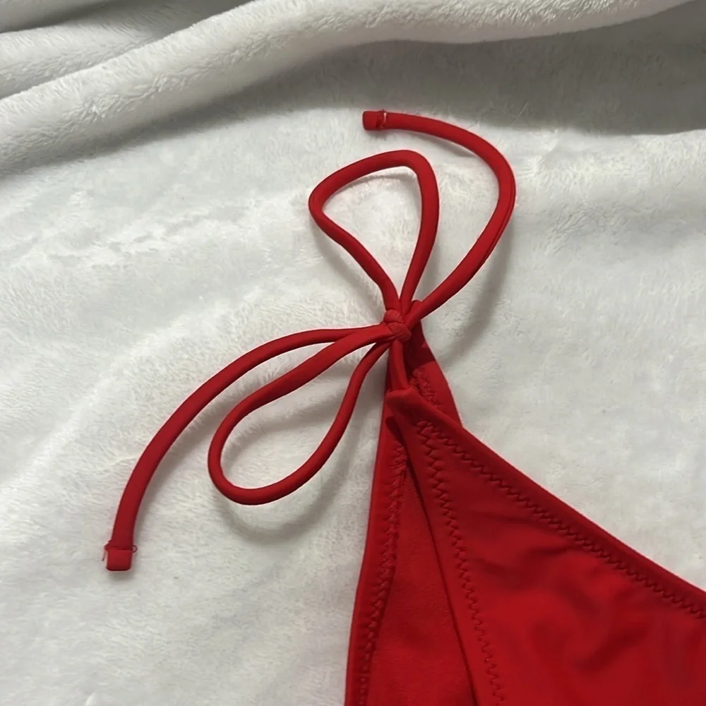 New Wild Fable Women’s Red String Bikini Bottoms Size Medium NWT